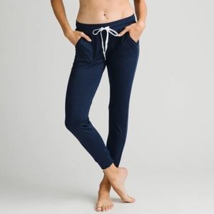 Zyia Navy Cozy Joggers - L